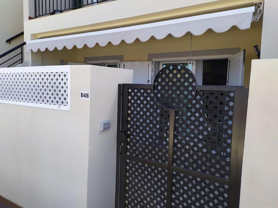 Moderno Residencial Puerto Rico Sol Mar Y Piscina Apartment Bagian luar foto